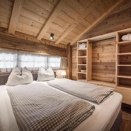 شاليه Luxury With Sauna In A Willow Roof لوتاش