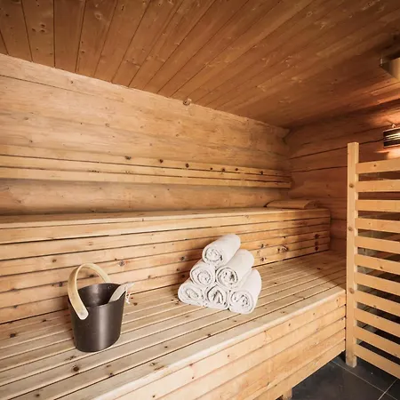 شاليه Luxury With Sauna In A Willow Roof لوتاش